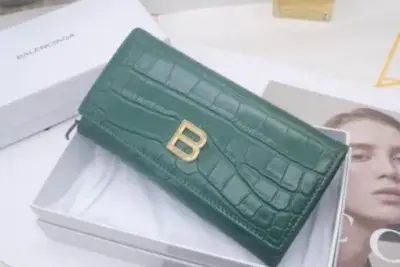 Balenciaga Wallet Crocodile Green
