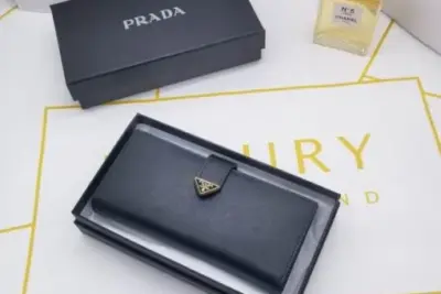 Travertine Stone Large Leather Wallet Black