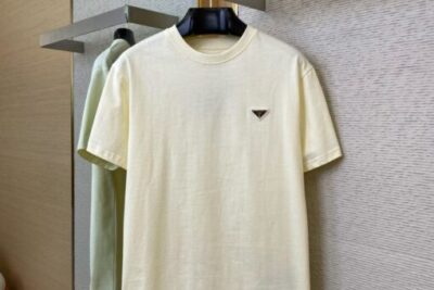 Prada – Logo Cotton T-shirt Cream