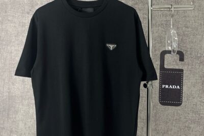 Prada logo-patch short-sleeve T-shirt black