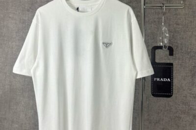 Prada logo-patch short-sleeve T-shirt white