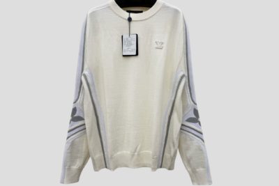 LV Graphic Knitted Crewneck In Cream And White Tones