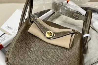 Hermès Mini Lindy Bag Etoupe