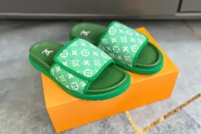 LV Slipper Green