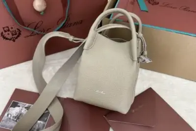 Loro piana Bucket Bag Off-White