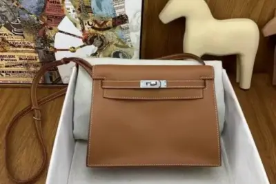 Hermès Kelly Danse Jumping Bag Brown
