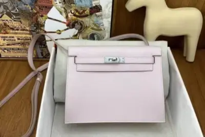 Hermès Kelly Danse Jumping Bag Pink