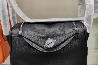 Hermes Lindy 26/30cm Bag Black