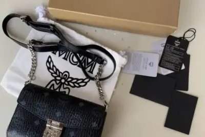 MCM Tracy Medium Shoulder Bag Black