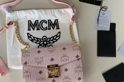 MCM Tracy Medium Shoulder Bag Pink