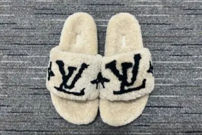 LV Bom Dia Shearling Slide Sandal Beige And Black