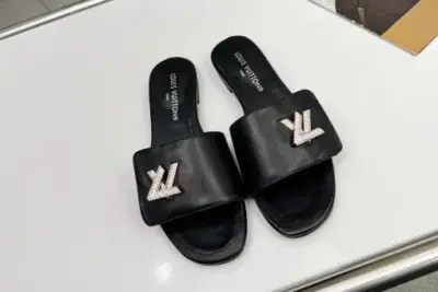 LV Women Slipper Black