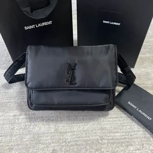 757146-32.5X23X10cm-YG-2色-9_1744865-510x510 YSL Saint Laurent Niki Bag Black - Image 1