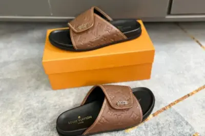 LV Slipper Brown