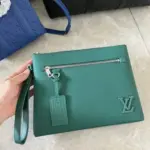 LV Takeoff Pouch Green