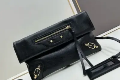 Balenciaga Giant Envelope Clutch Bag Black