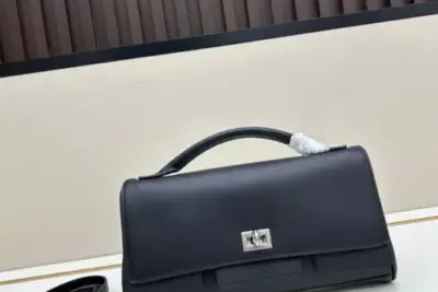 Balenciaga Single Shoulder Bag Black