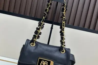 Balenciaga Single Shoulder Bag Black