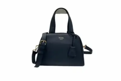 Prada Medium leather top-handle Bag Black