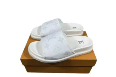 LV Slipper 6AM Flat Mule White