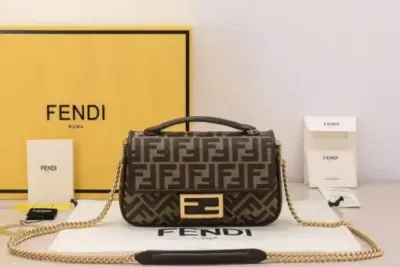 Fendi Baquette Bag Brown Gold
