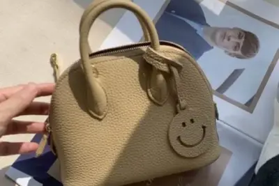 Hermes Handbag Beige