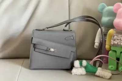 Hermès Kelly Handbag Gray
