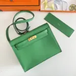 Hermes Kelly Danse 22cm Bag in Green