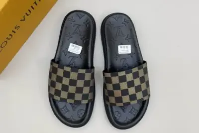 LV Slipper Black Check