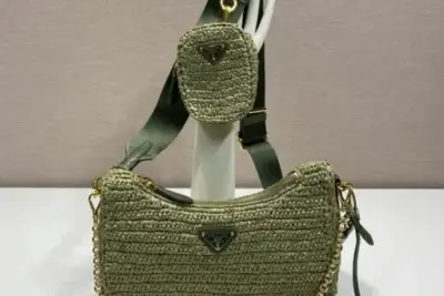 Prada Re-Edition 2005 Nylon shoulder Bag