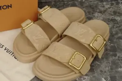 LV Venice Mule Beige