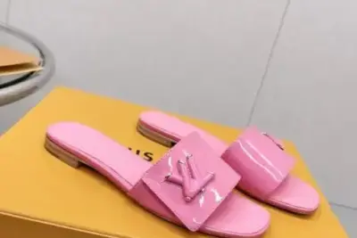 LV Slipper Sandal Pink
