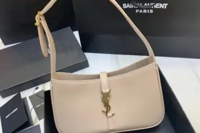 YSL Le 5 A 7 Bag Off-White
