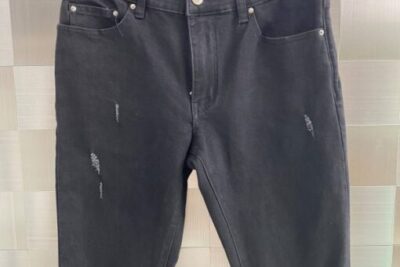 Amiri Distressed Skinny Jeans Black