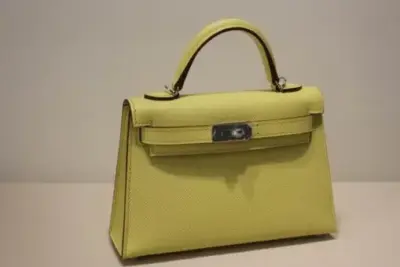 Hermès Kelly Mini Sellier Handbag Lime Green