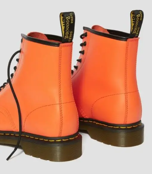 DR. MARTENS Boots