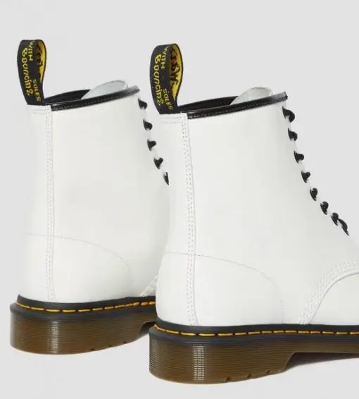 DR. MARTENS Boots