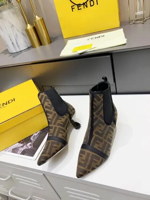 Fendi-sz35-40-WN100106_2164933-510x680 Fendi Boots
