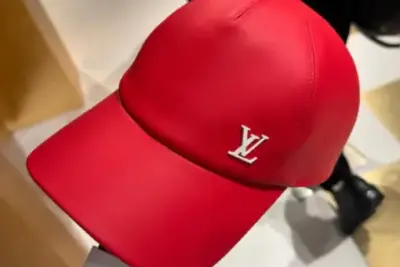 LV Cap