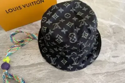 LV Cap