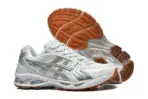 Asics Sneakers