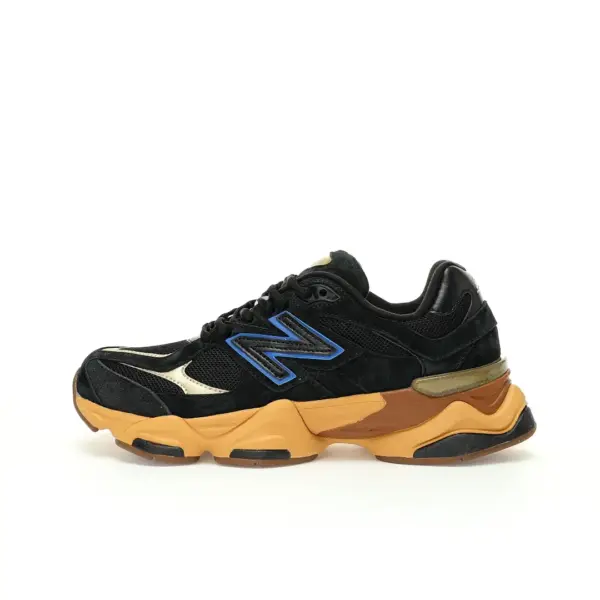 New Balance Sneaker